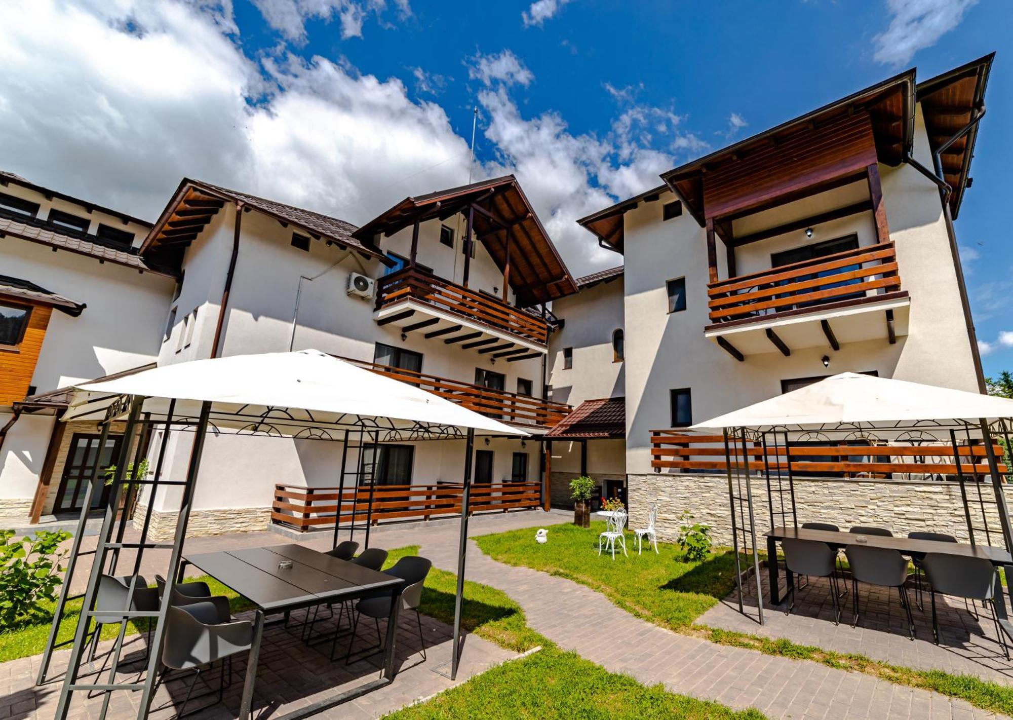 Yael Luxury Apartments 2 부스테니 외부 사진